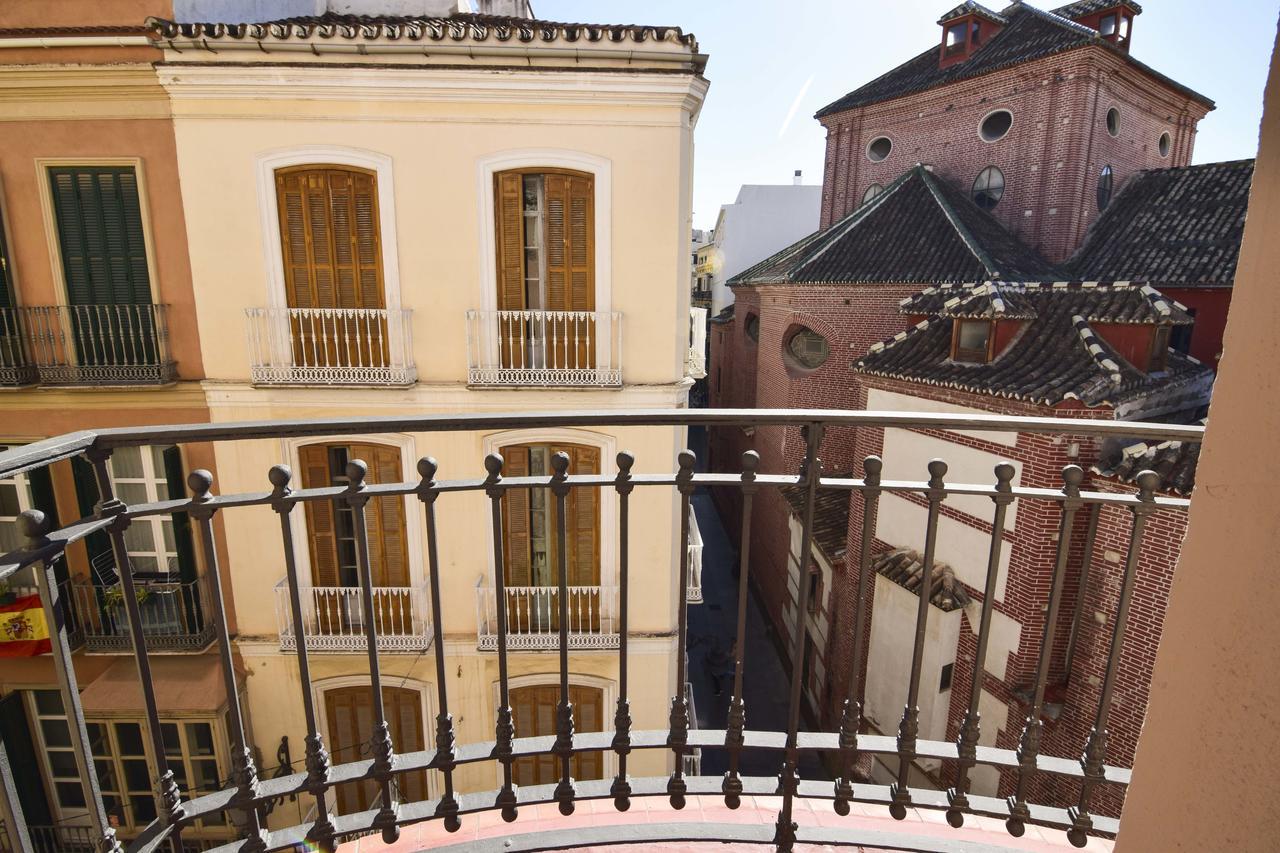 Letmalaga Comedy Exteriér fotografie